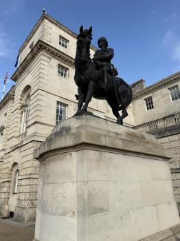 Frederick Roberts (1832-1914) (Statue) (London)